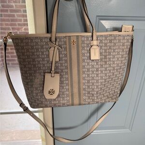 Tory Burch Gemini Link Beige and Cream Tote